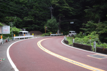 竹の花トンネル