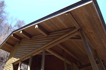 御前山避難小屋