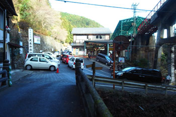 ケーブルカー乗り場