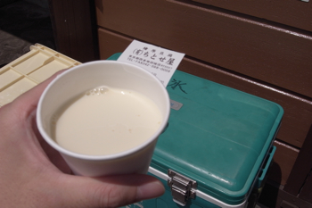 ちとせやの豆乳。