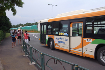 若洲公園キャンプ場バス停